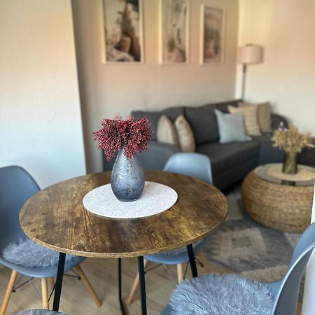 Gemuetliches Altstadtapartment Mit Balkon Und Smart Tv Erfurt Exteriör bild