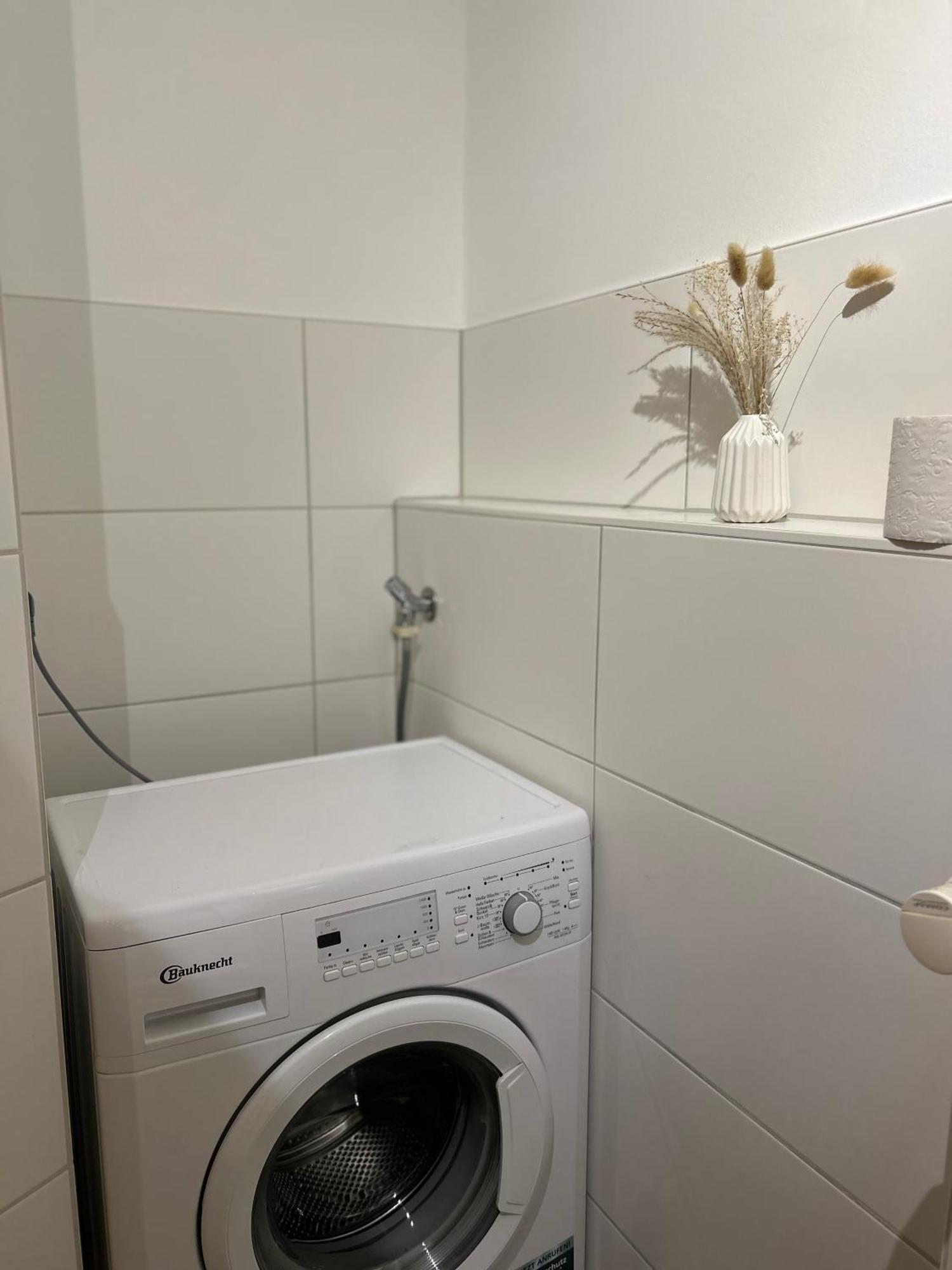 Gemuetliches Altstadtapartment Mit Balkon Und Smart Tv Erfurt Exteriör bild